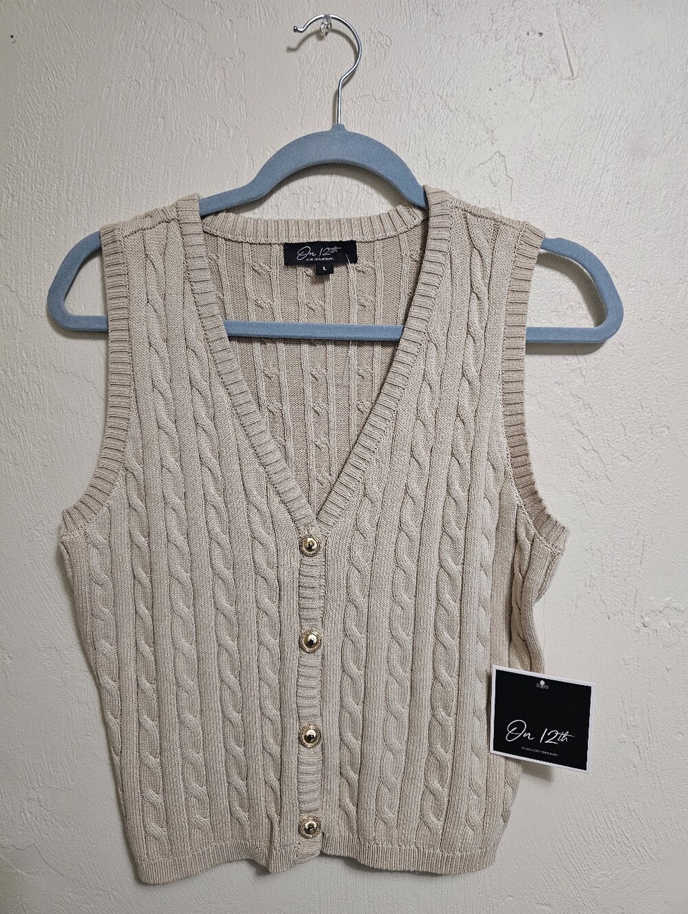 NWT On 12th Beige Cable Knit Button-Front Sweater Vest | Size L